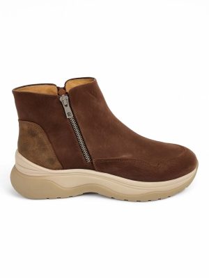 Bubleen Brown