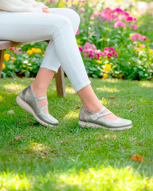 portada keady zapatos de cuero