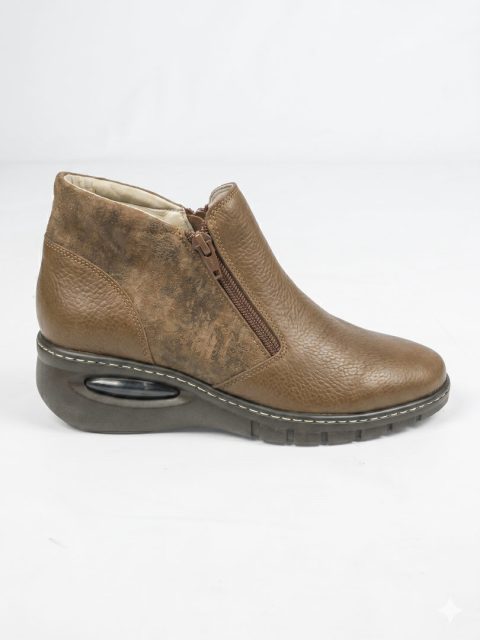 Noemia Suede